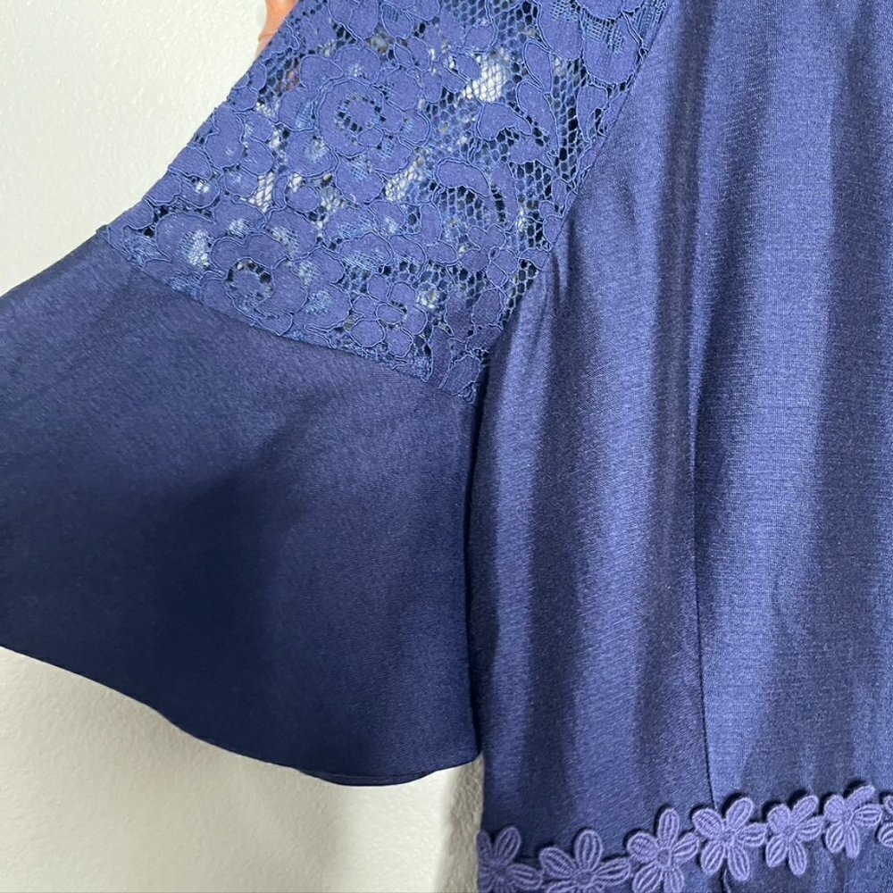 Draper James Navy Blue Flutter Short Sleeve Lace Dress Embroidered Size 2 - Picture 10 of 13